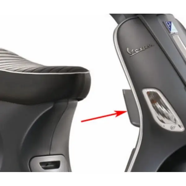 Aanbieding opbergvak Piaggio origineel rechts grijs titanio 742/B past op vespa S 65429500ez